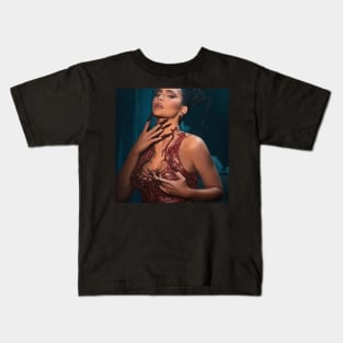 kendalljenner t-shirt gift for your friend Kids T-Shirt